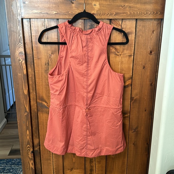 Athleta Levitate Run Tank, Size M - Picture 4 of 10